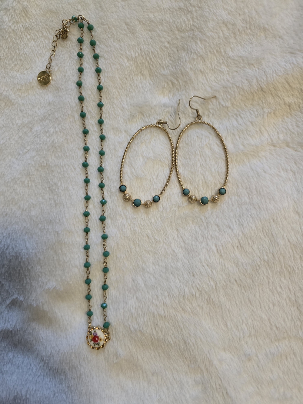 Plunder Design Gold Tone Turquoise Green Beaded Floral Set